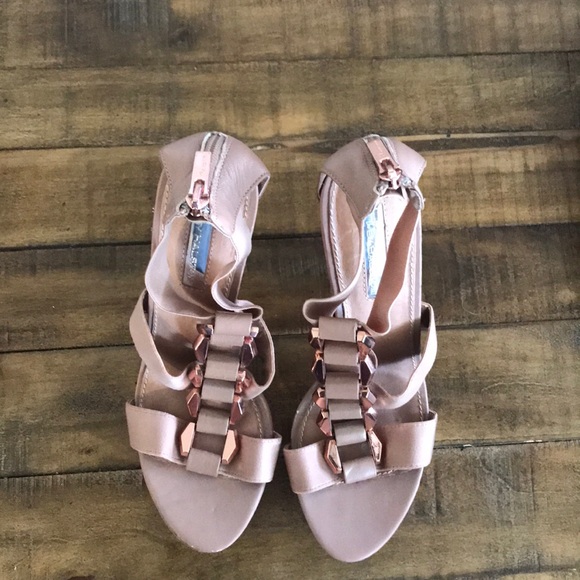 Platform Heels - Picture 3 of 8